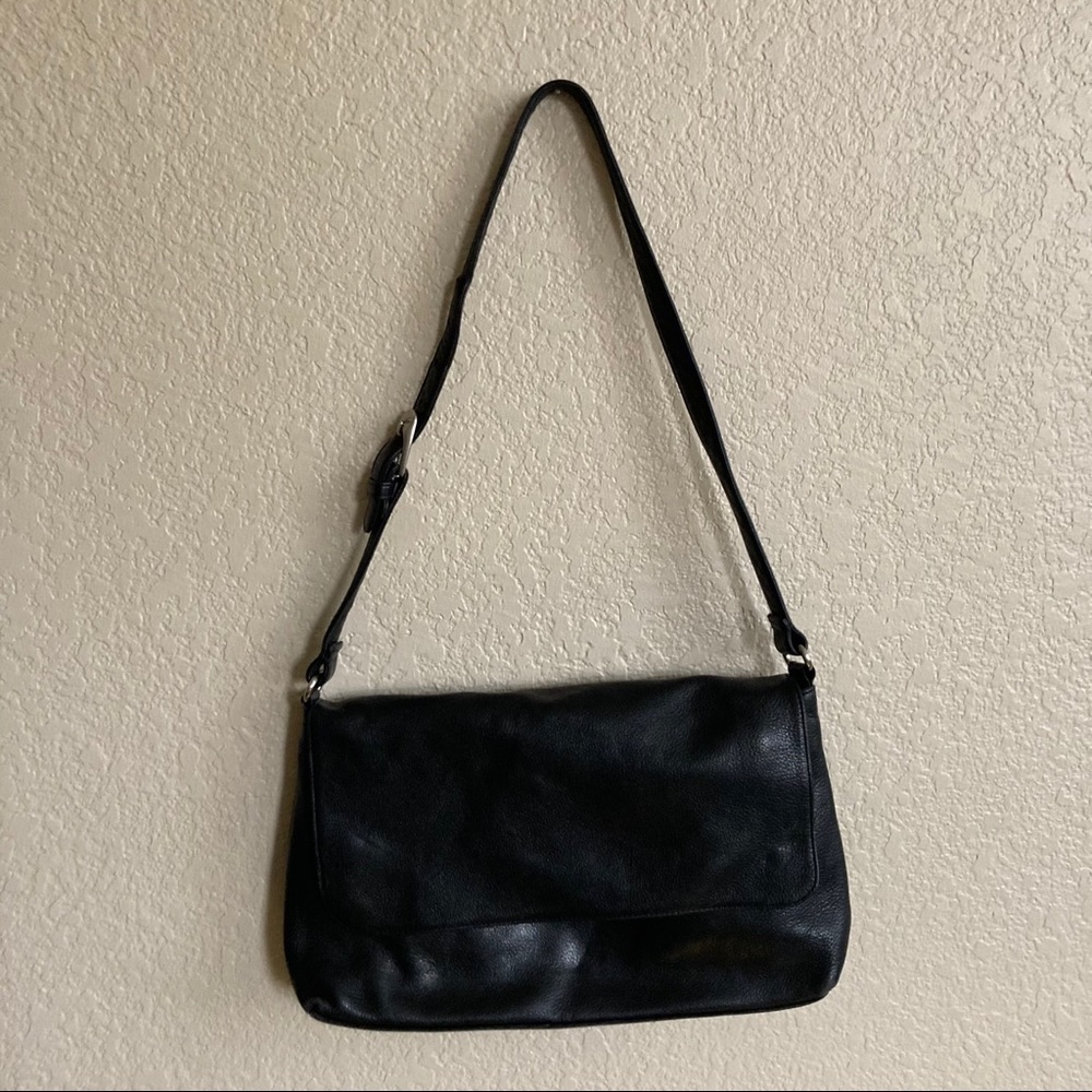 Stone Mountain Black Purse